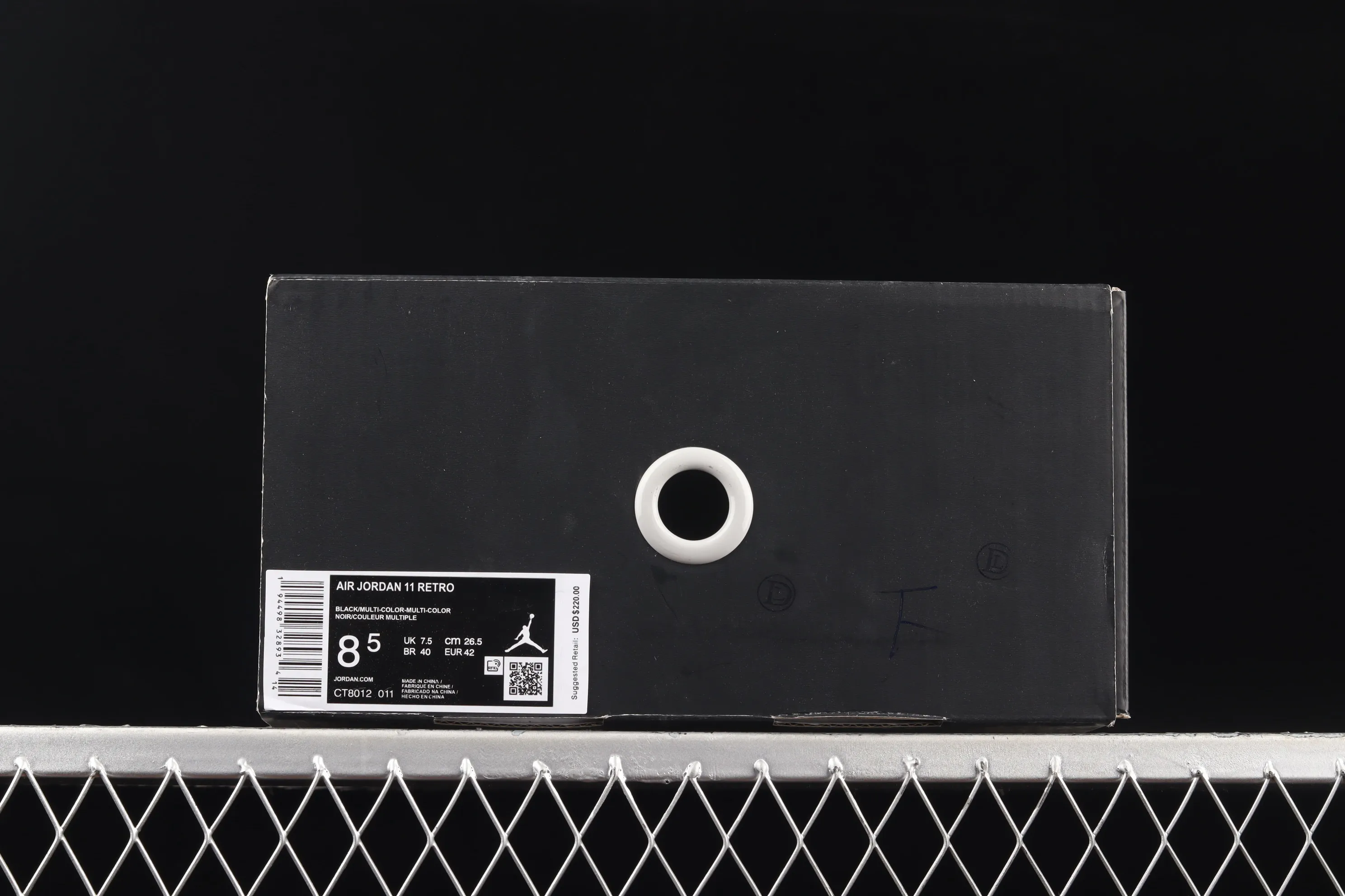 All categories Air Jordan Jordan series basketball shoes Air Jordan 11 F version Air Jordan 11 "25th Anniversary" AJ11 Joe 11 Devil II genuine standard genuine carbon CT8012-011